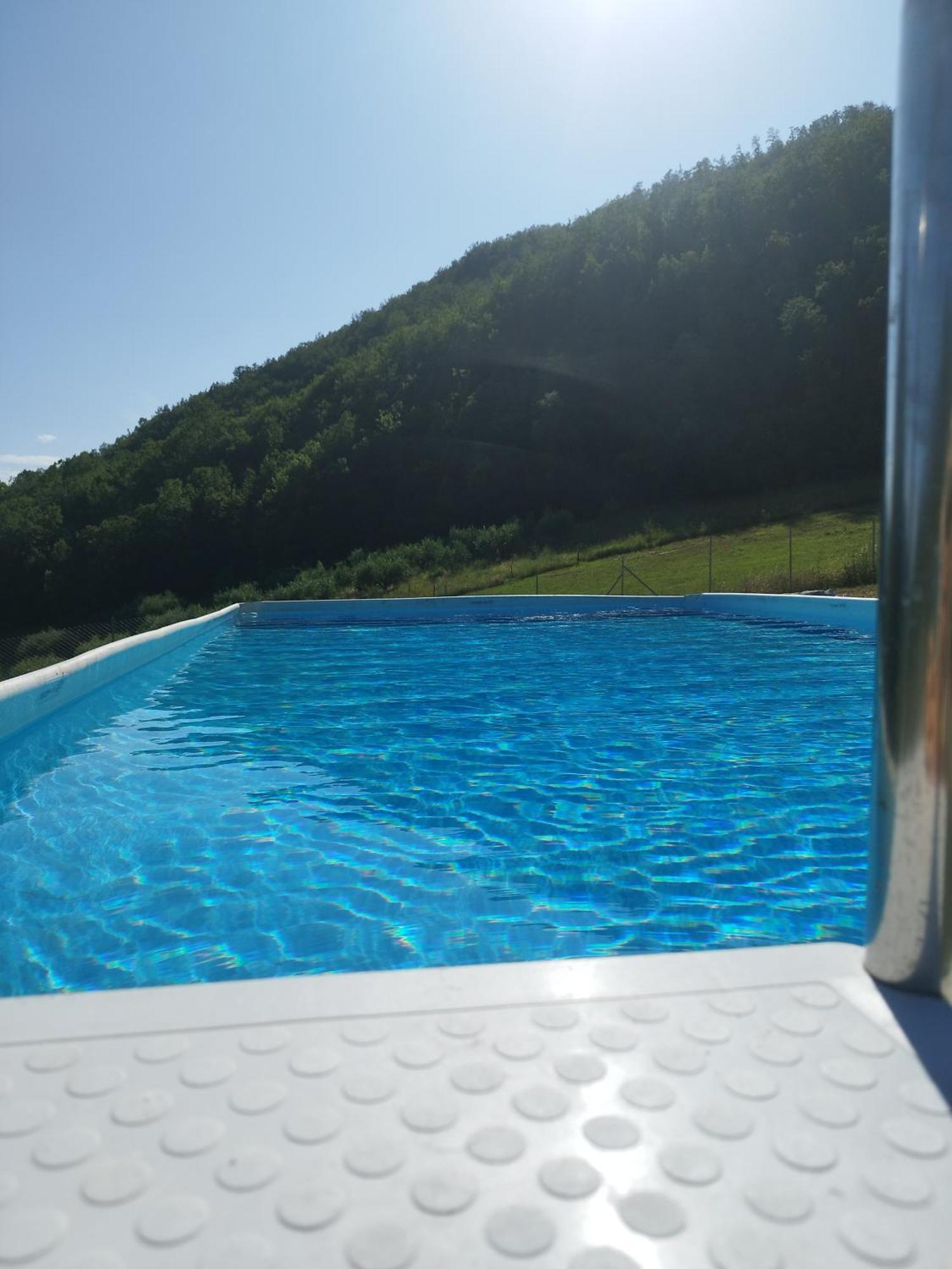 קסטל די טורה Agriturismo Le Cascine מראה חיצוני תמונה