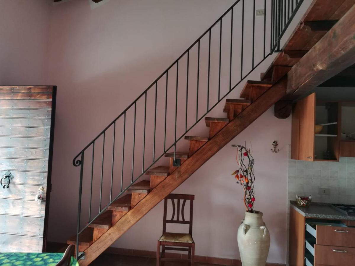 קסטל די טורה Agriturismo Le Cascine מראה חיצוני תמונה