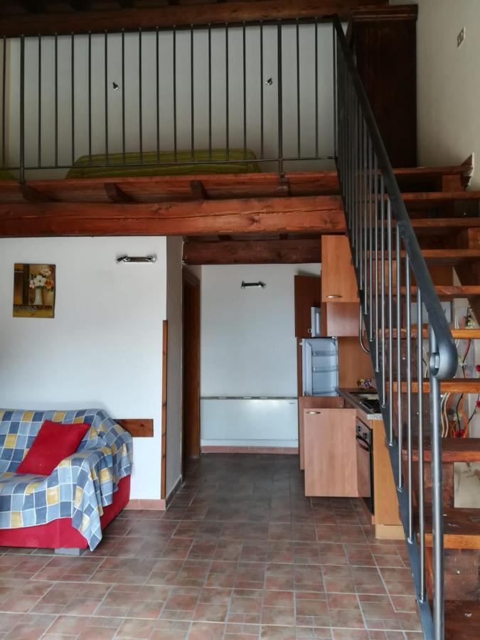 קסטל די טורה Agriturismo Le Cascine מראה חיצוני תמונה