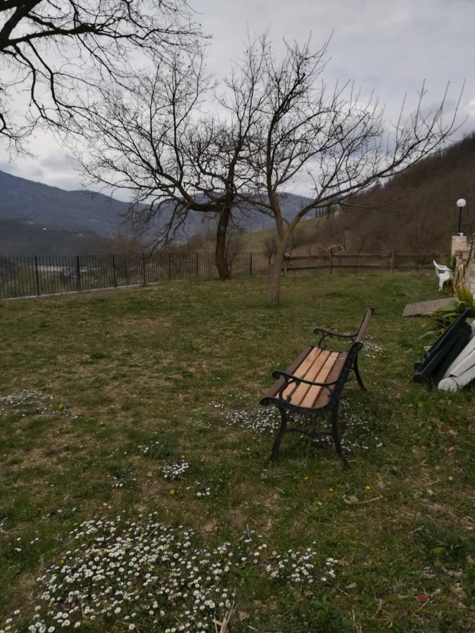 קסטל די טורה Agriturismo Le Cascine מראה חיצוני תמונה